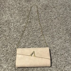 🤍Elegant Suede Cream Clutch with Gold Chain
